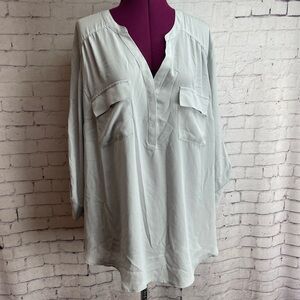 Torrid size 3 Harper gray blouse